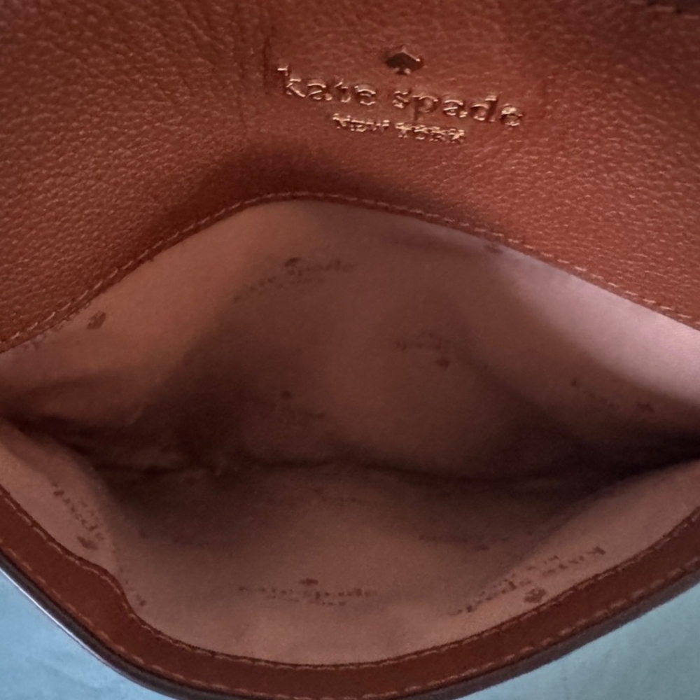 Kate Spade NWOT Brown Crossbody Bag w/matching Sm. Pouch & Stiped Guitar Strap - Picture 4 of 6